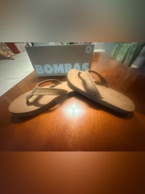 Bombas Sunrise Nubuck Flip Flops